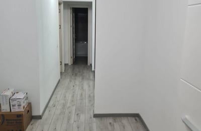 Vermietung einer komfortablen 3-Zimmer-Wohnung mit separater Küche, 70 m², Tomis 3, Constanța, Rumänien